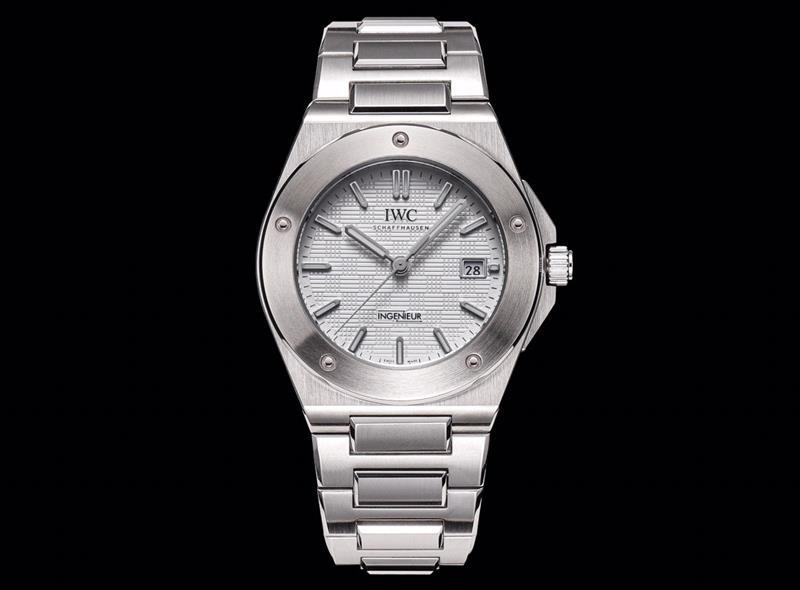 202457162510896 17002024